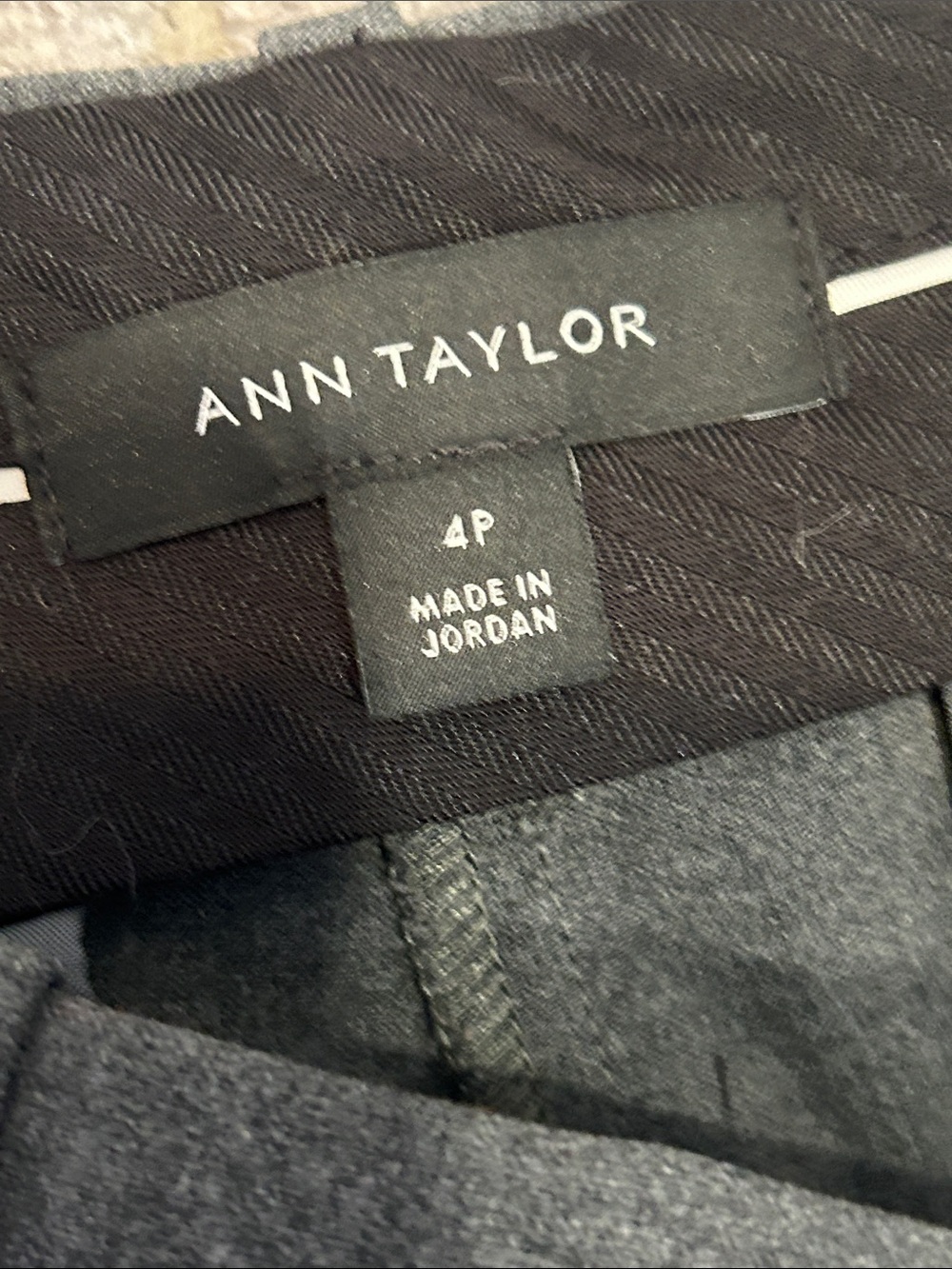 Ann Taylor Women's Dark Gray Dress Pants - Picture 4 of 5